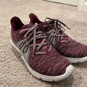 Air max running shoes